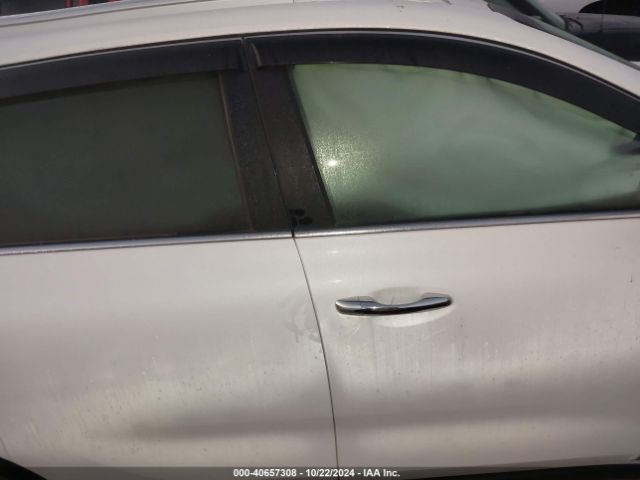 5XYPGDA50HG279225 KIA Sorento 3.3l Lx