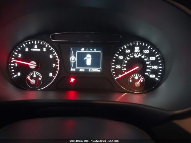 5XYPGDA50HG279225 KIA Sorento 3.3l Lx