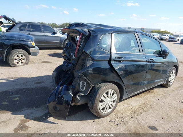 Honda FIT LX 2015 3HGGK5H53FM775521 Image 4