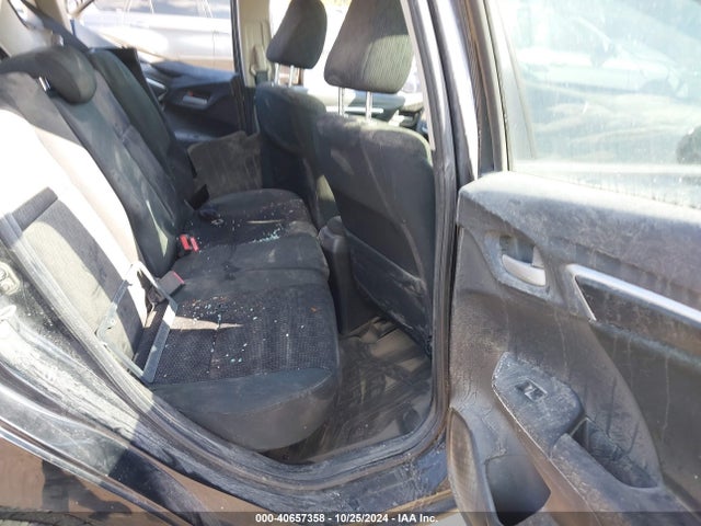 Honda FIT LX 2015 3HGGK5H53FM775521 Image 8