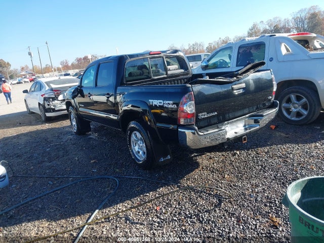 Toyota Tacoma Double Cab 2014 5TFLU4EN3EX097576 Image 3
