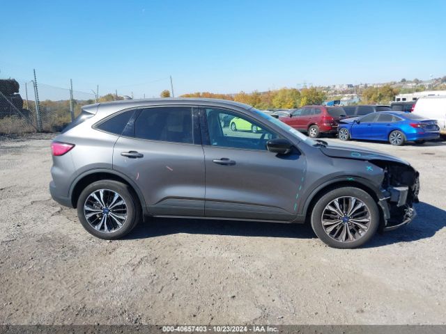 1FMCU9G60MUA29881 Ford ESCAPE SE
