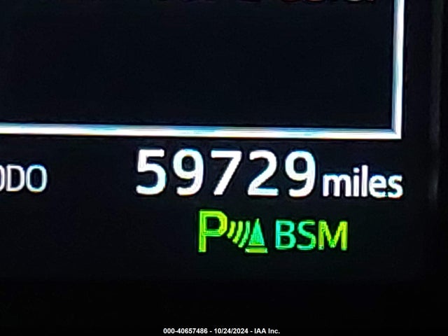 Toyota Rav4 Platinum 2017 2T3DFREV7HW609649 Image 14