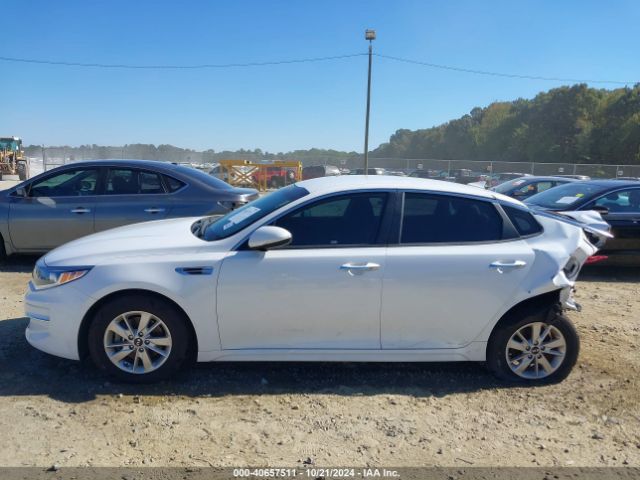 5XXGT4L32JG235891 KIA Optima Lx