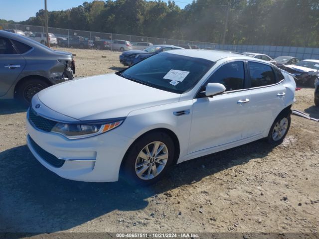 5XXGT4L32JG235891 KIA Optima Lx