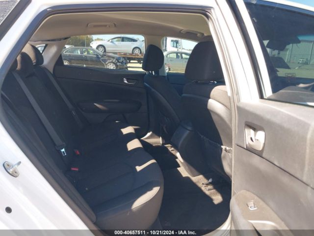5XXGT4L32JG235891 KIA Optima Lx