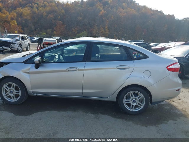 Ford FIESTA SE 2019 3FADP4BJXKM107878 Image 15