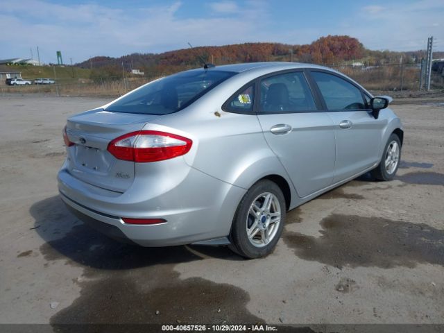 Ford FIESTA SE 2019 3FADP4BJXKM107878 Image 4