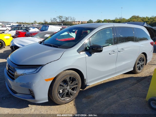 Honda Odyssey Sport 2024 5FNRL6H72RB058497 Image 2