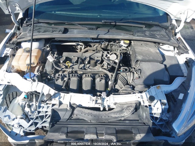 Ford FOCUS SE 2016 1FADP3F23GL403900 Image 10