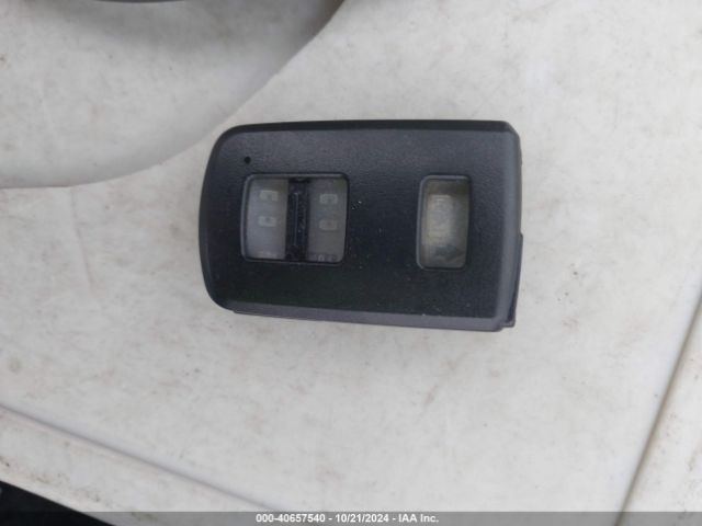 JTDKDTB3XE1566562 Toyota Prius C Four