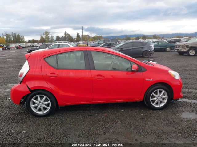 JTDKDTB3XE1566562 Toyota Prius C Four