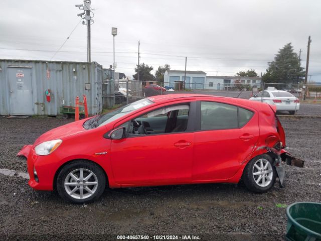 JTDKDTB3XE1566562 Toyota Prius C Four