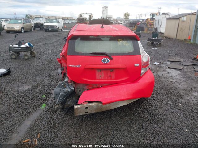 JTDKDTB3XE1566562 Toyota Prius C Four