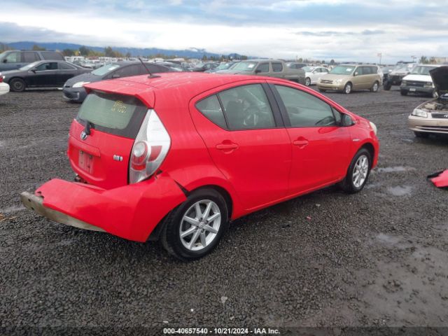 JTDKDTB3XE1566562 Toyota Prius C Four