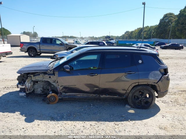 3C4NJDBBXKT630963 Jeep Compass Altitude 4x4