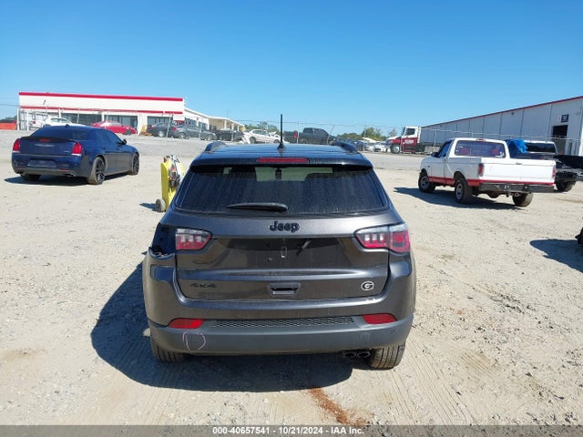 3C4NJDBBXKT630963 Jeep Compass Altitude 4x4