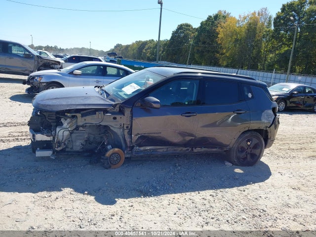 3C4NJDBBXKT630963 Jeep Compass Altitude 4x4