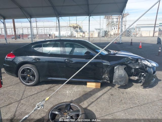 WP0AA2A79GL002380 Porsche PANAMERA 4