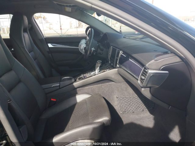 WP0AA2A79GL002380 Porsche PANAMERA 4