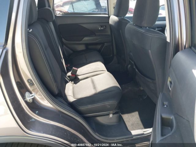 JA4AD3A30GZ062047 Mitsubishi Outlander Se