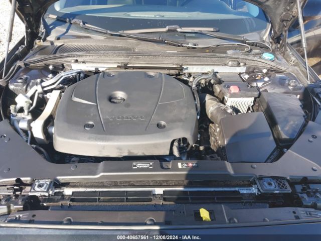 YV4102WK9M1071560 Volvo V60 Cross Country T5