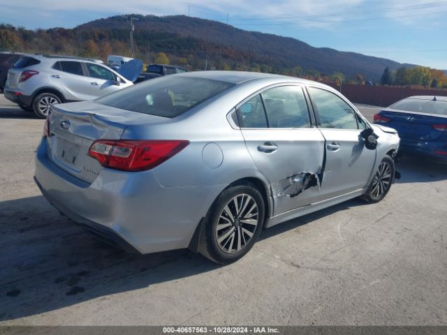 2018 SUBARU LEGACY 4S3BNAB64J3017160 Photo 3
