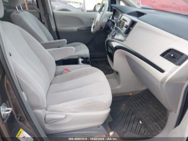 5TDKK3DC6ES409052 Toyota Sienna Le V6 8 Passenger