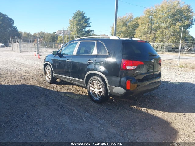 KIA Sorento Lx V6 2015 5XYKT4A77FG596102 Image 3