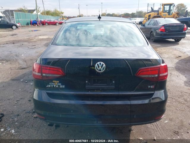 3VWDB7AJ8JM240887 Volkswagen Jetta 1.4t Se/1.4t Wolfsburg Edition
