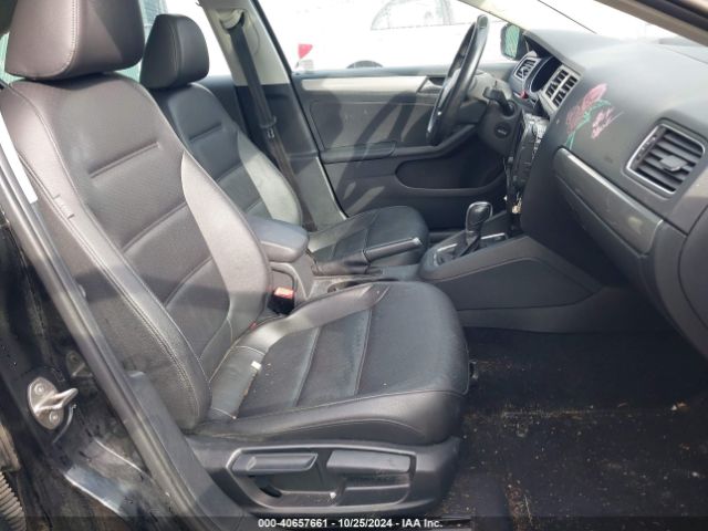 3VWDB7AJ8JM240887 Volkswagen Jetta 1.4t Se/1.4t Wolfsburg Edition