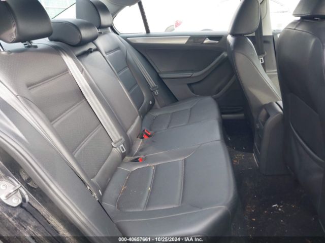 3VWDB7AJ8JM240887 Volkswagen Jetta 1.4t Se/1.4t Wolfsburg Edition