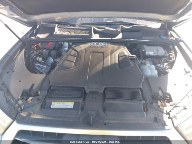 WA1LAAF70JD051281 Audi Q7 3.0t Premium