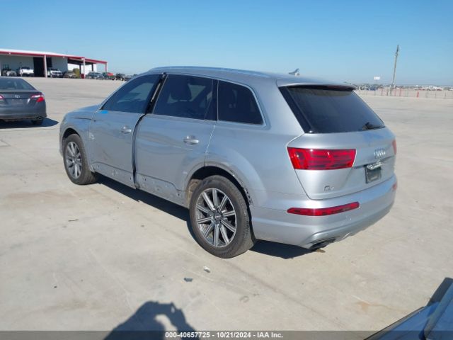 WA1LAAF70JD051281 Audi Q7 3.0t Premium
