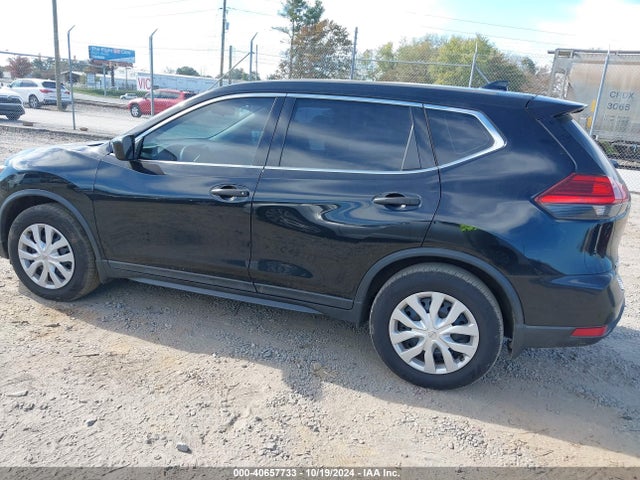 Nissan ROGUE S 2017 5N1AT2MT8HC835961 Image 14