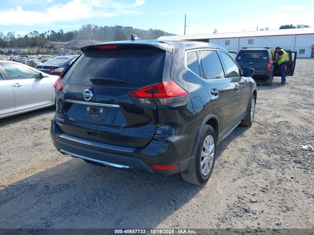 Nissan ROGUE S 2017 5N1AT2MT8HC835961 Image 4