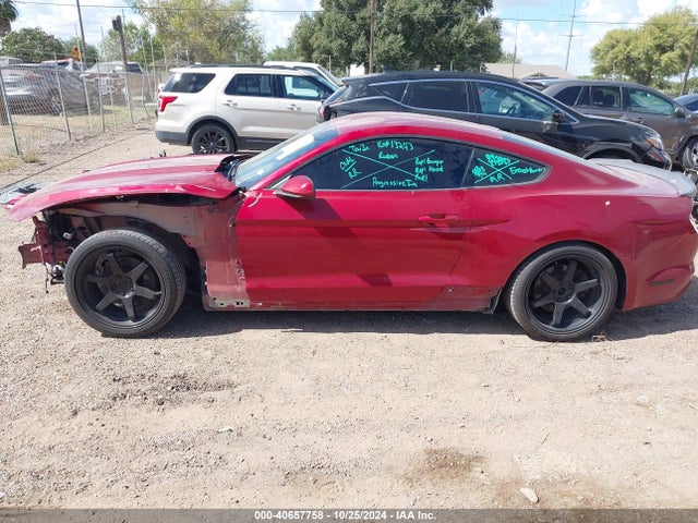 Ford Mustang Ecoboost 2017 1FA6P8THXH5211975 Image 15