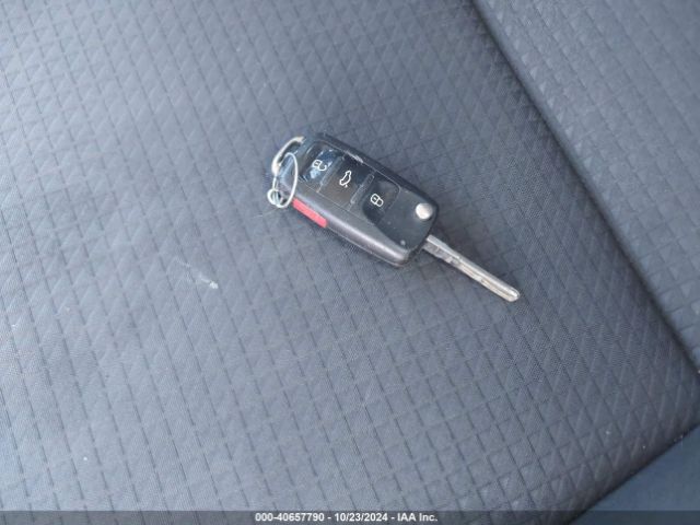 3VW2K7AJXFM351164 Volkswagen Jetta 2.0l S