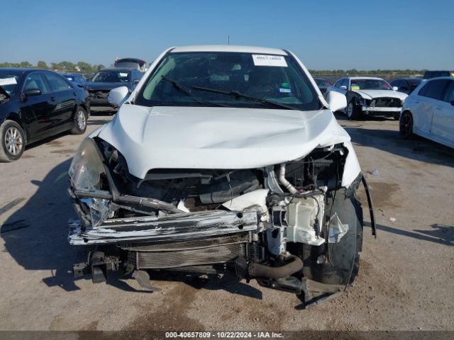 3GNCJKSB9FL215674 Chevrolet Trax 1ls