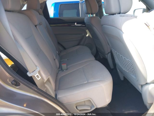 5XYKT3A6XEG477394 KIA SORENTO LX