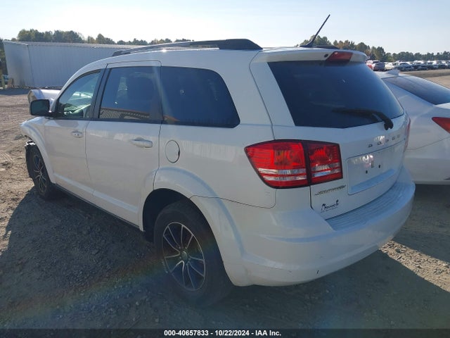 Dodge JOURNEY SE 2017 3C4PDCAB7HT637731 Image 3