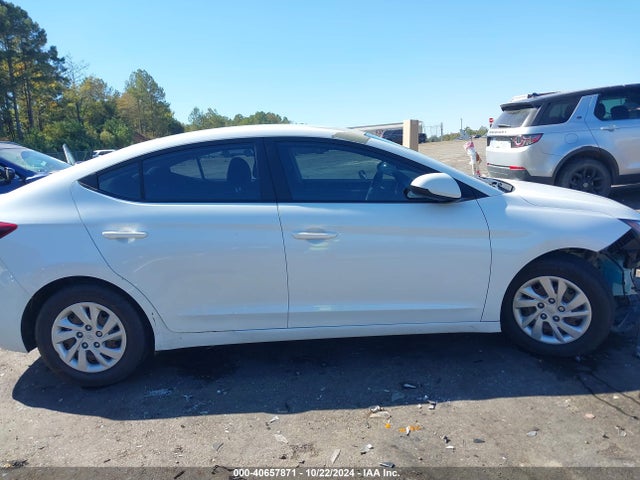Hyundai ELANTRA SE 2020 5NPD74LF3LH503100 Image 14