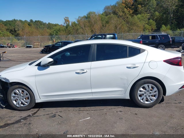 Hyundai ELANTRA SE 2020 5NPD74LF3LH503100 Image 15
