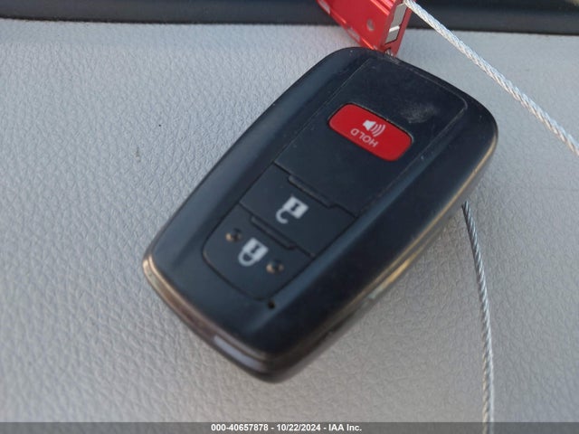 JTDKARFUXH3537781 Toyota Prius Three