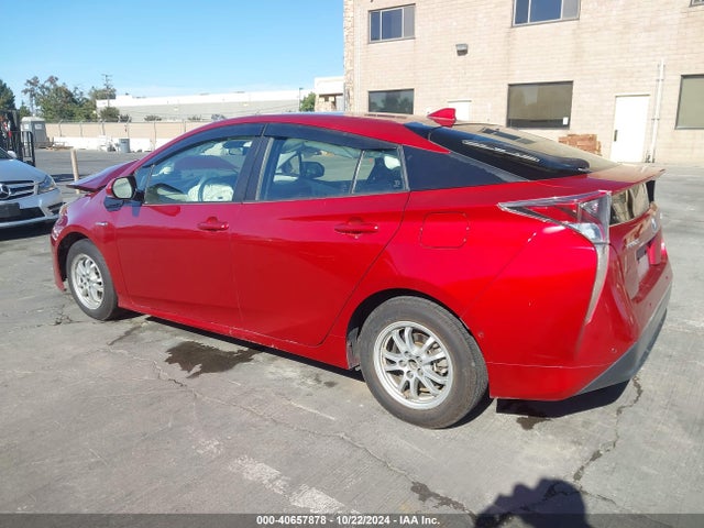 JTDKARFUXH3537781 Toyota Prius Three