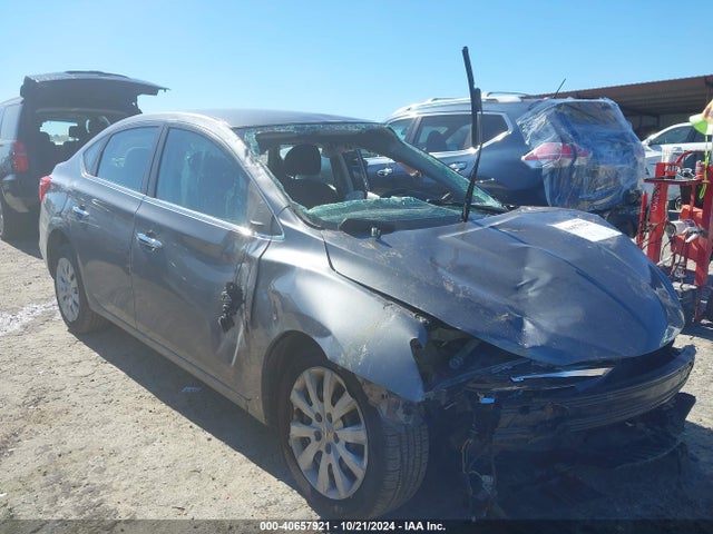 Nissan SENTRA S 2018 3N1AB7APXJY262718 Image 1