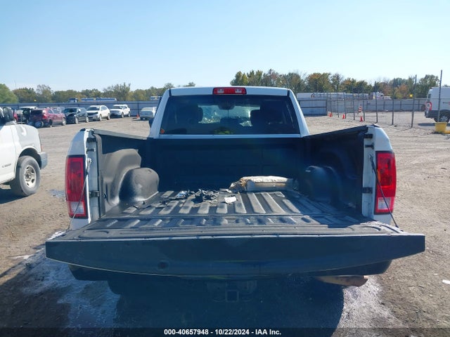 1C6RR7FG6KS607013 RAM 1500 Classic Tradesman  4x4 6'4 Box