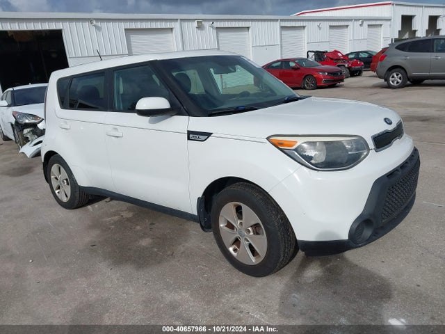 KIA Soul 2015 KNDJN2A2XF7185272 Image 12