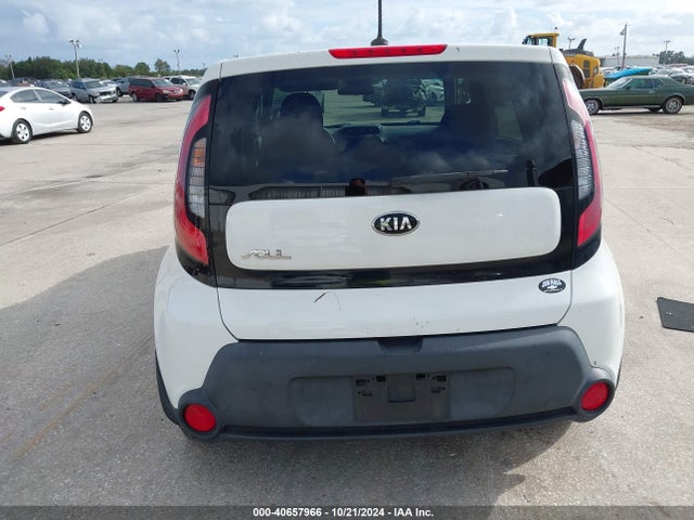 KIA Soul 2015 KNDJN2A2XF7185272 Image 15