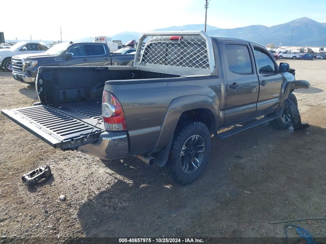 Toyota Tacoma Double Cab 2014 3TMLU4EN3EM143882 Image 4